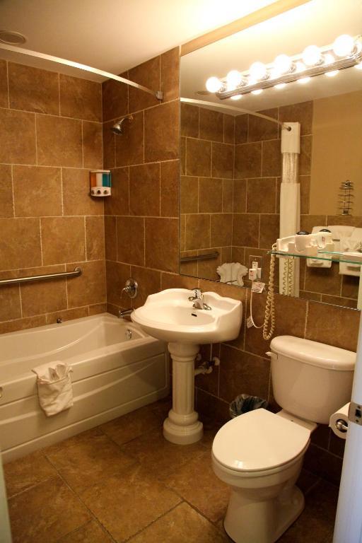 Lake Grassy Inn & Suites Lake Placid Rom bilde